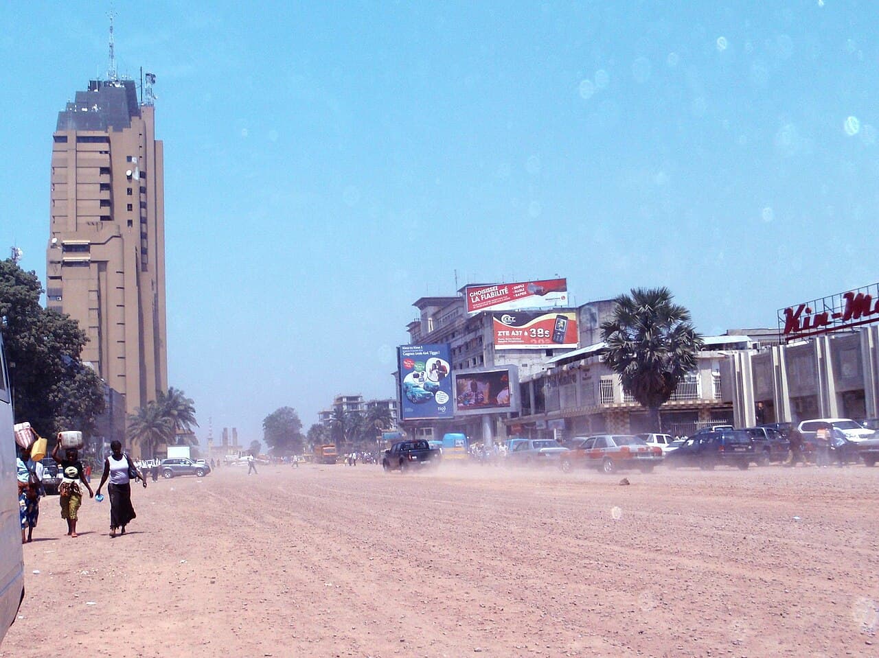 Illustration - 2010 Boulevard du 30 juin Kinshasa 4428895979